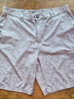 Guy Harvey Light Gray 9” Inseam Shorts Sz 32 Pockets Belt Loops Lightweight